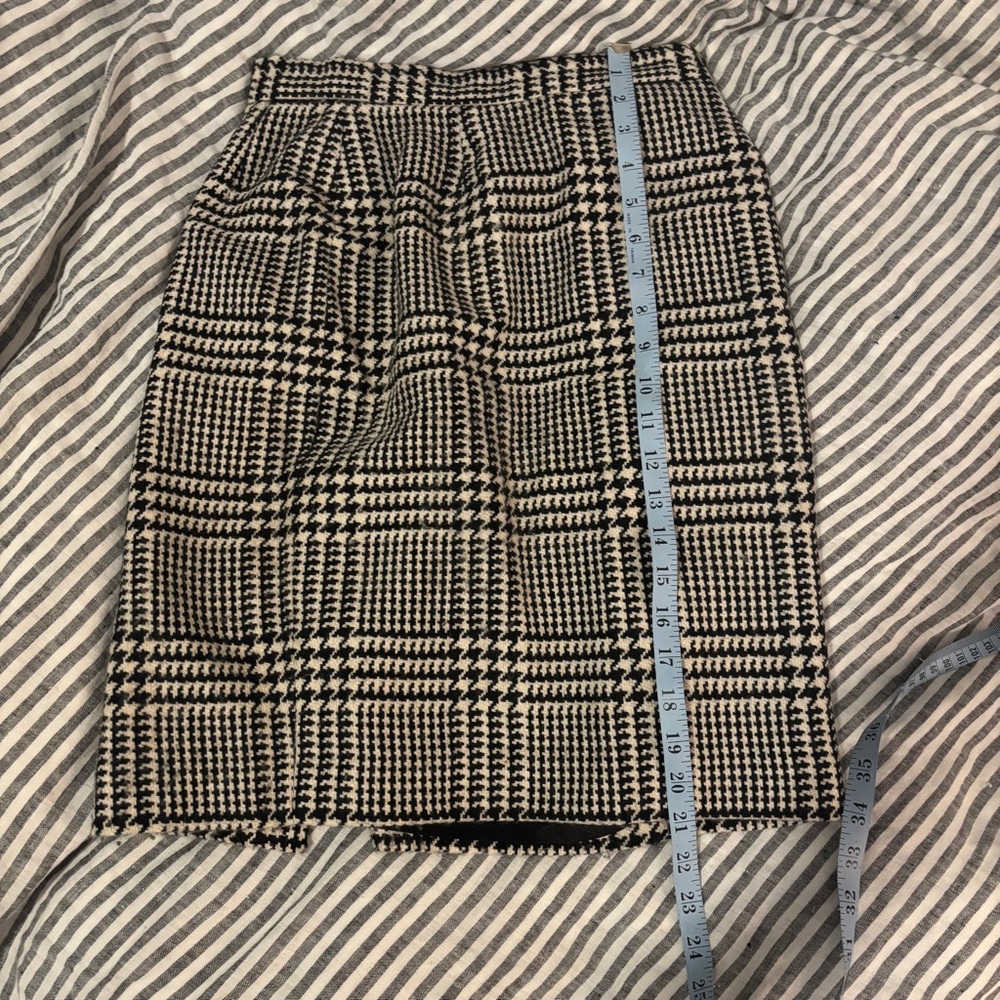 Banana republic wool cashmere pencil skirt houndstooth black and cream high rise - Picture 3 of 14